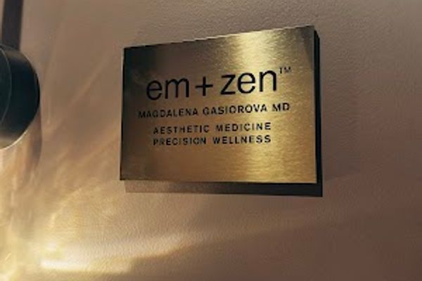 Clean, professional medical spa treatment room with neutral tones at em+zen™ - aesthetic medicine + precision wellness - Upper Arlington in Columbus