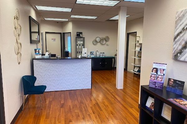 Clean, professional medical spa treatment room with neutral tones at Tigard Med Spa / Great Price Body Sculpting & Aesthetics in Tigard